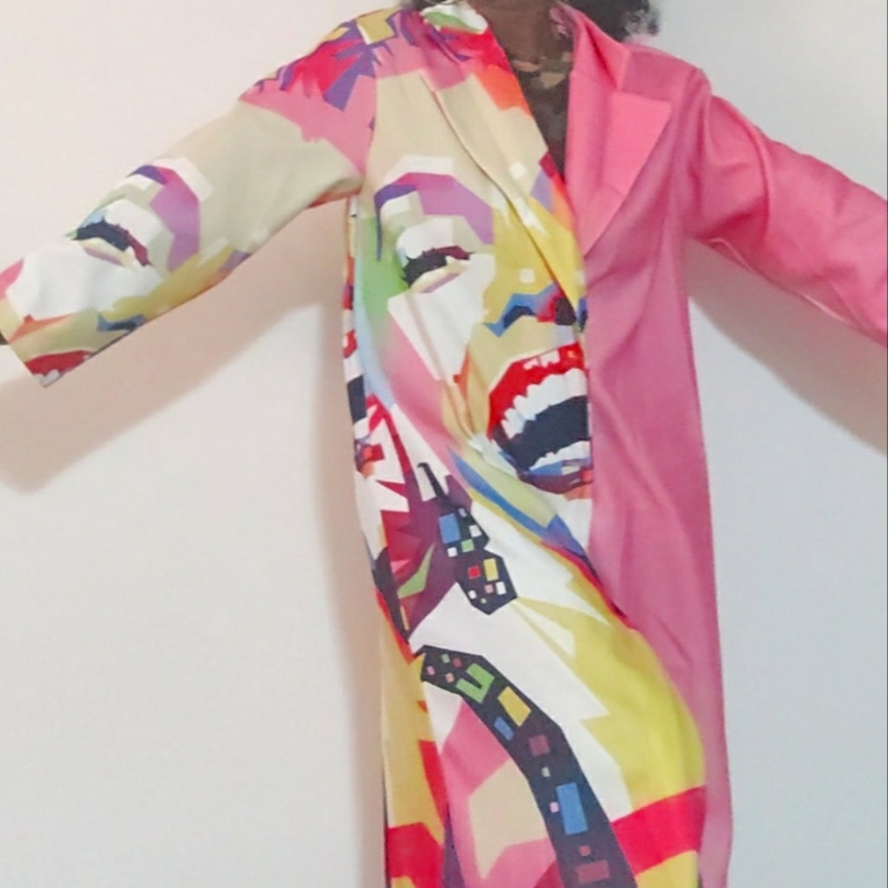 Marilyn Monroe Print Coat - Picture 4 of 5